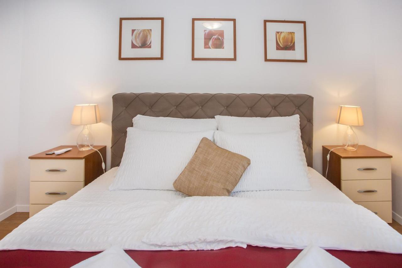 Apartment Belisima Porec Exterior photo